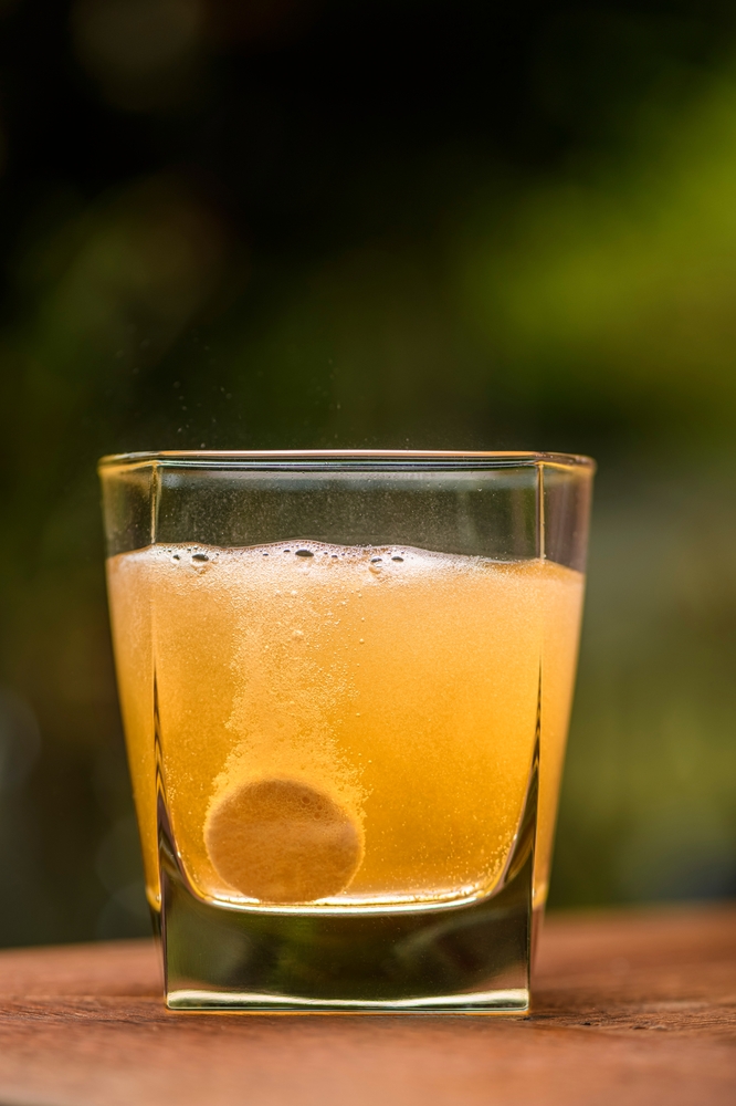 Effervescent,Vitamin,C,Tablet,Dissolving,In,Water