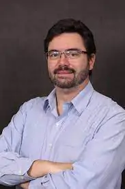 Dr. Frederico Fernandes
