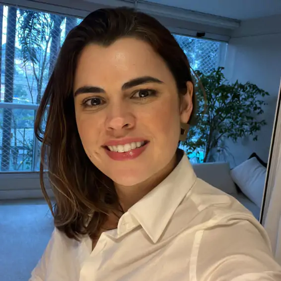 Dra. Beatriz Azevedo