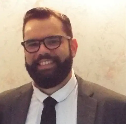 Dr. Raphael Porto Siqueira